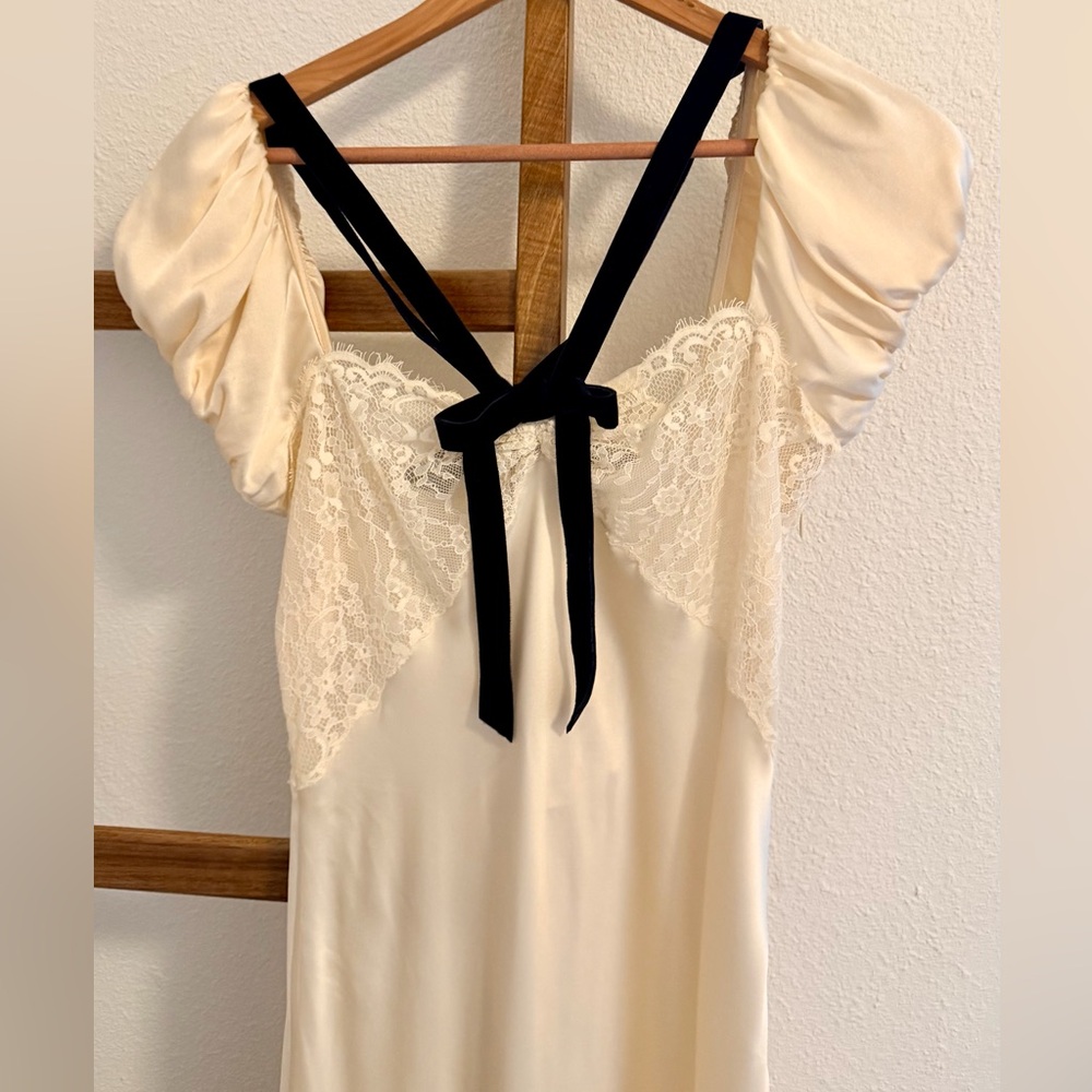 Doen Rare Sabrina Silk Dress - Picture 3 of 11